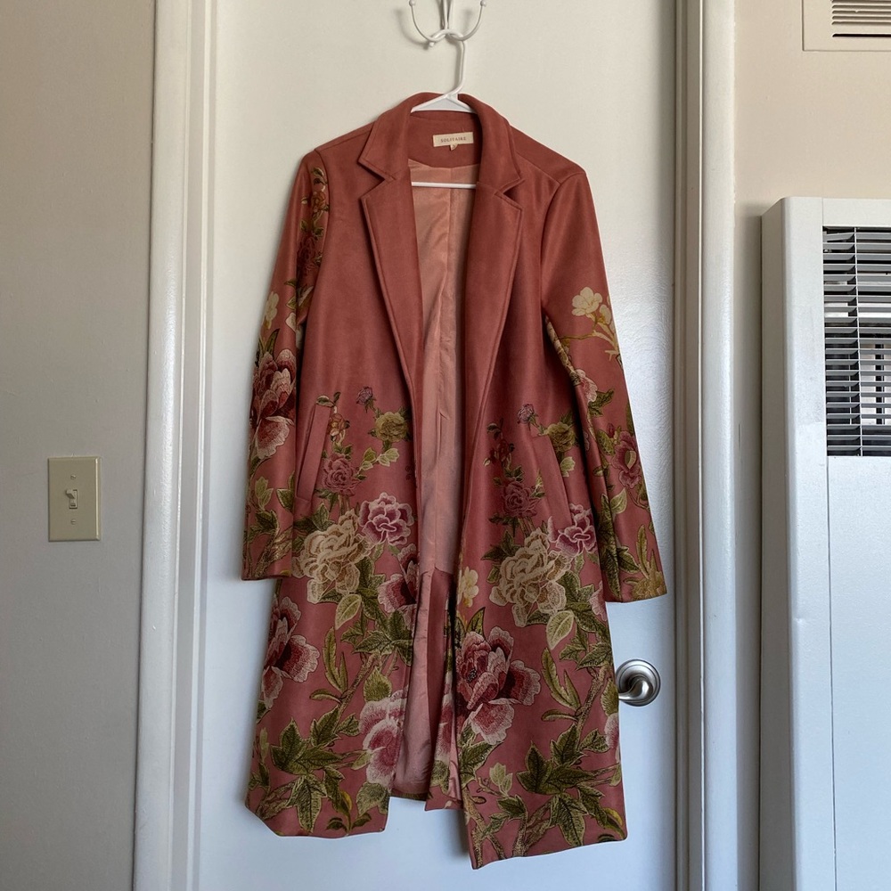 Mid-Length Coat with Flower Design